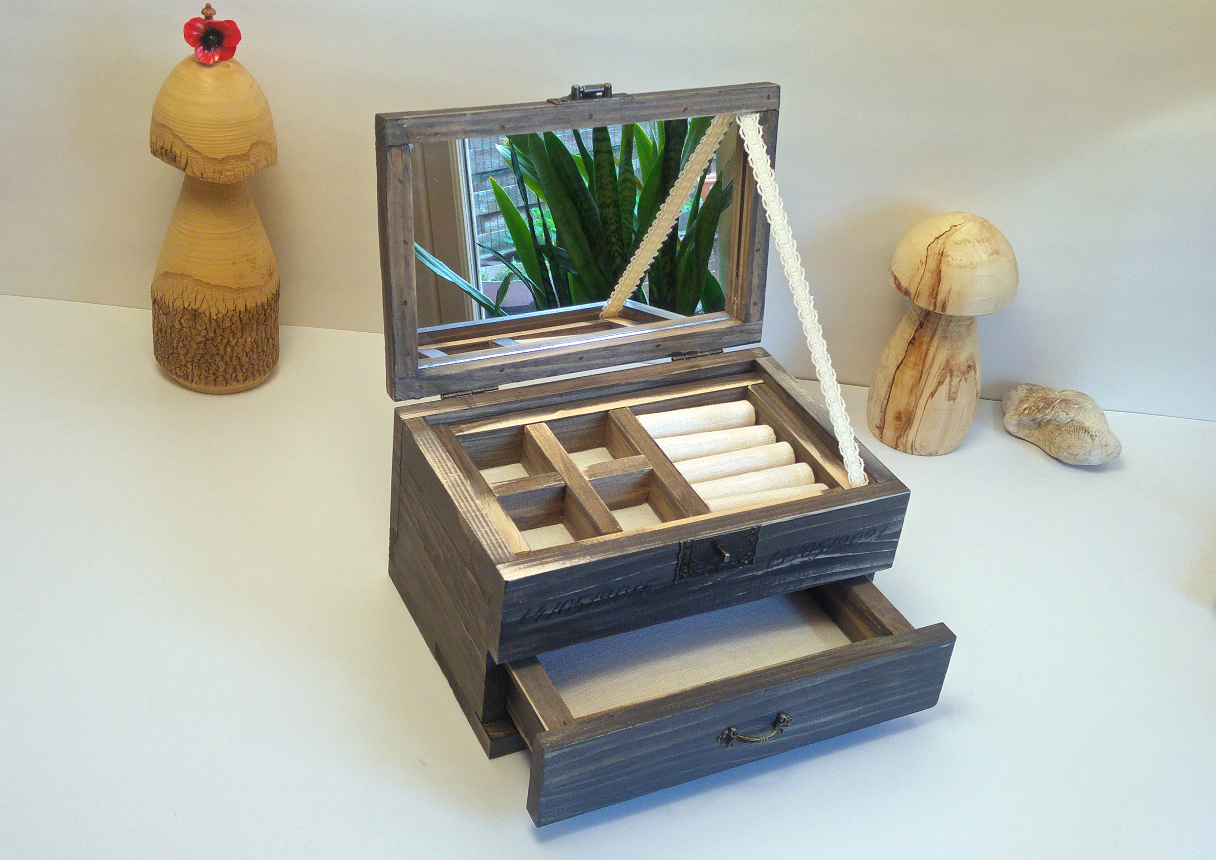 Boîte à bijoux gravée - "Luc" – Image 4