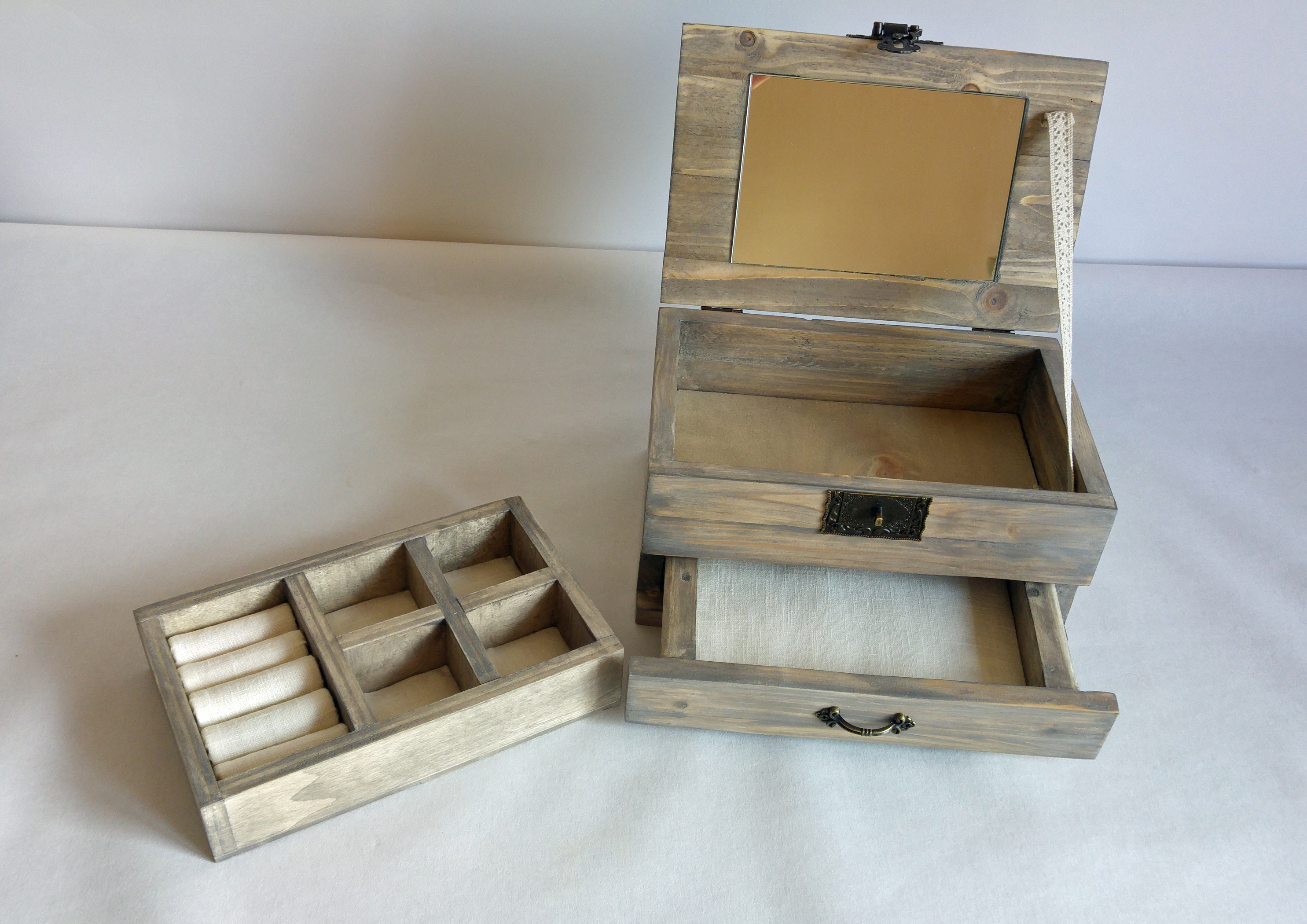 Boîte à bijoux gravée en bois | Made in France, écologique ...