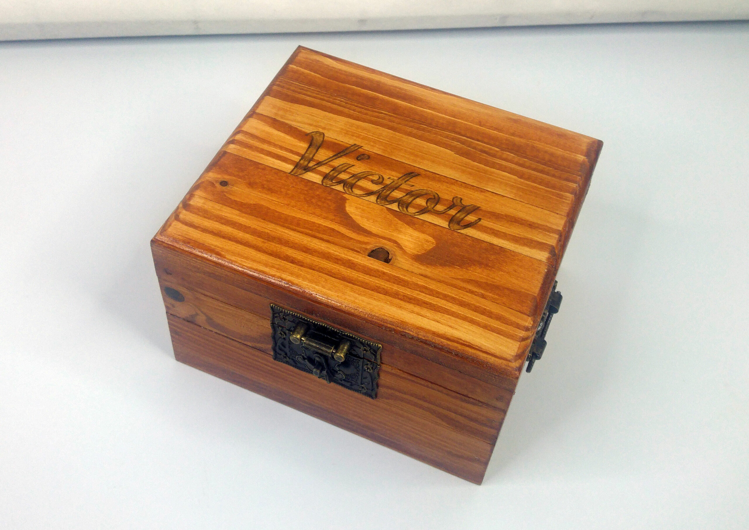 Petit coffret gravé – « BabyBox » – Image 9