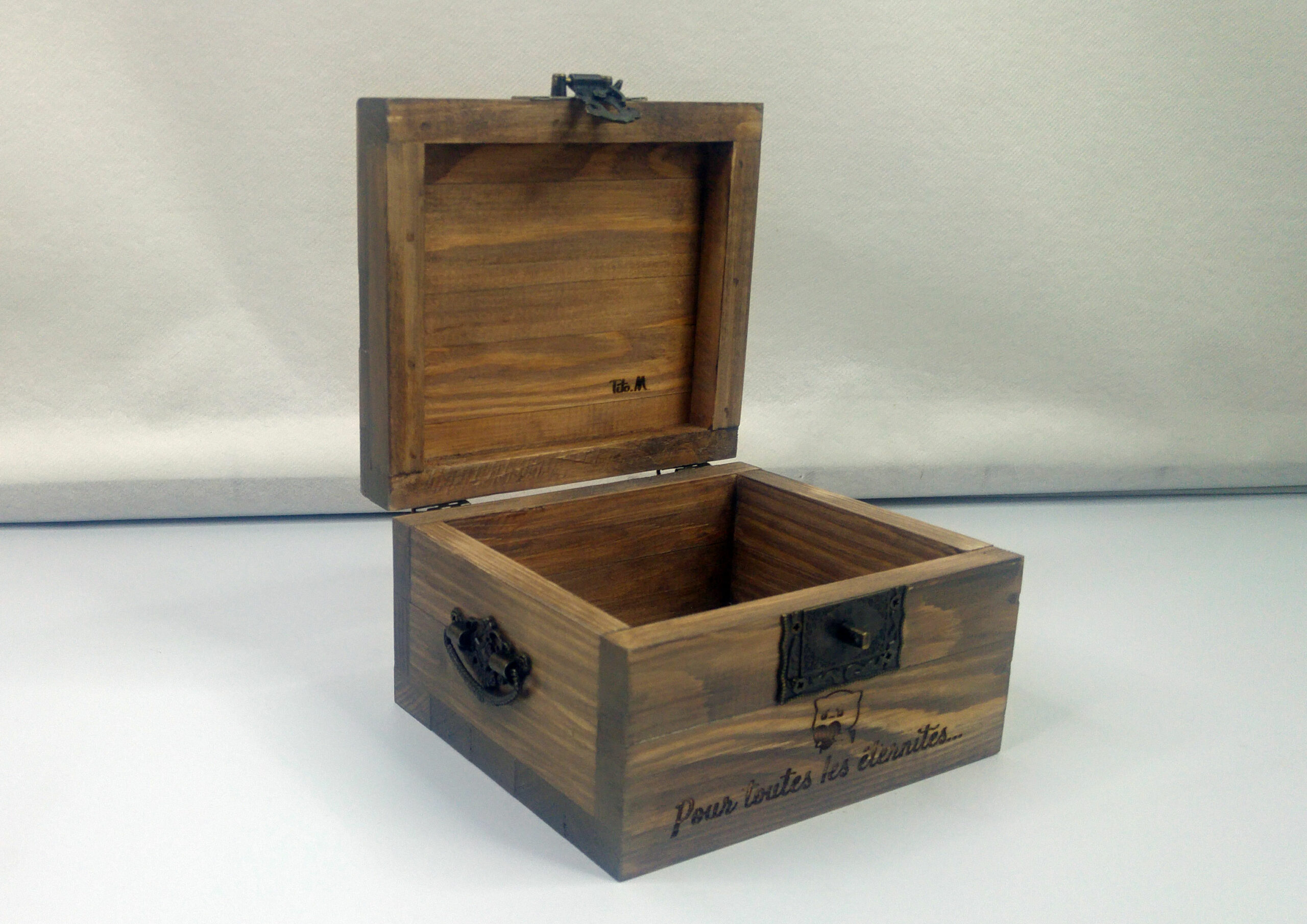 Petit coffret gravé – « BabyBox » – Image 10
