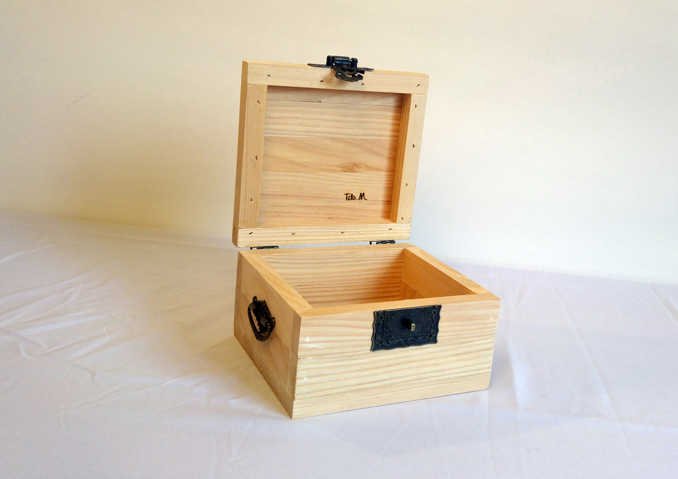 Petit coffret gravé – « BabyBox » – Image 7