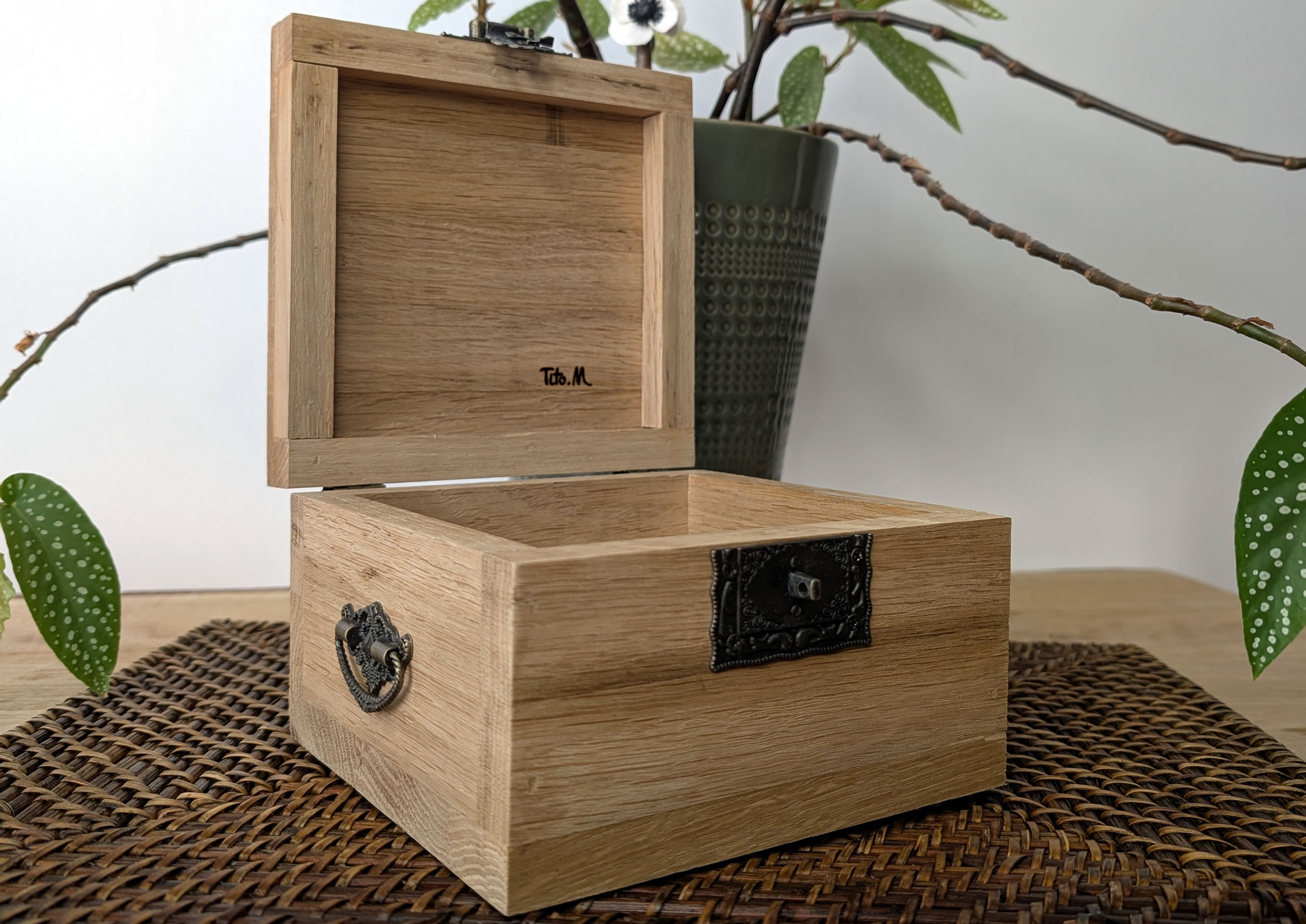 Petit coffret gravé en bois noble – « La Dauphine » – Image 2